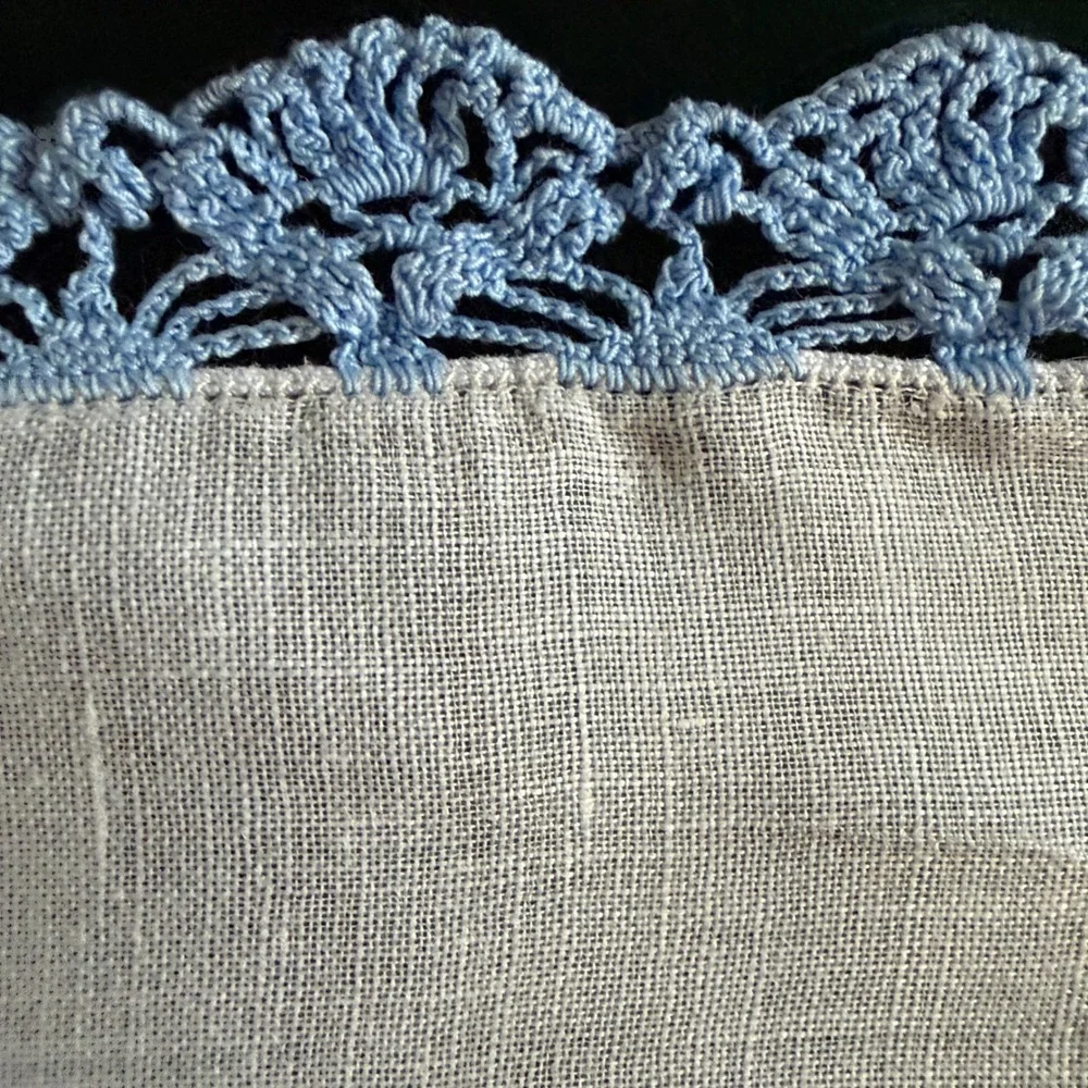 Vintage‎ Paper White Linen Lace Table Decor Set White Cream Blue 4 Piece